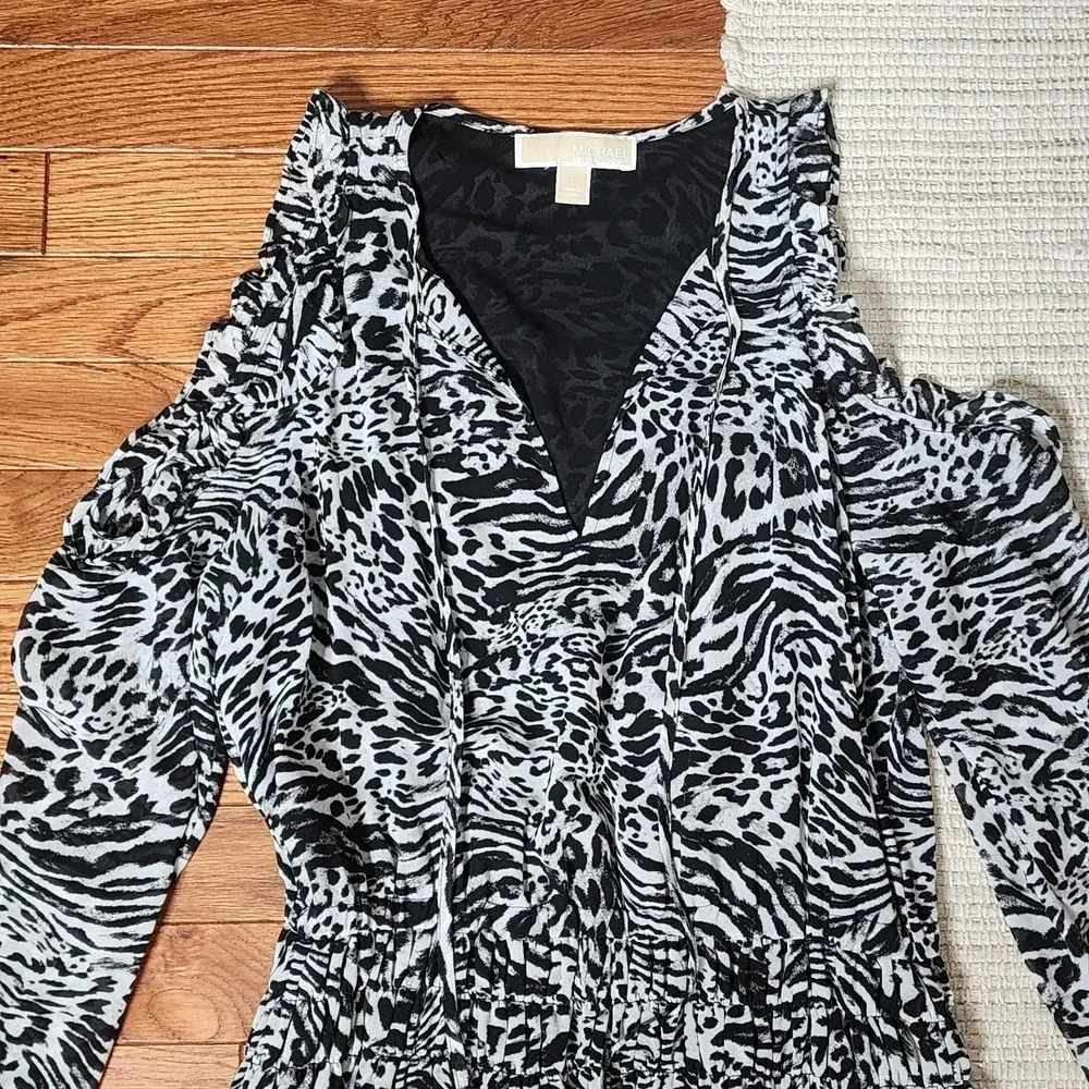 Michael Kors Long Sleeve Dress Black White Cold Shoulder Midi‎ Tassel Prep S